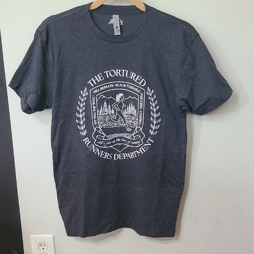 The Tortured Runners Department From Gone For A Run.com Gray T-Shirt Size Small